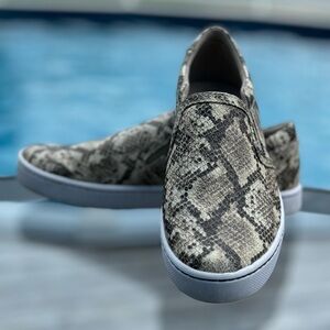 Clark’s Women Pawley Bliss Sneaker Snakeskin